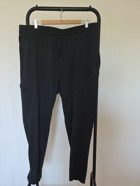 Puma Black Men's Athletic Jogger Pants